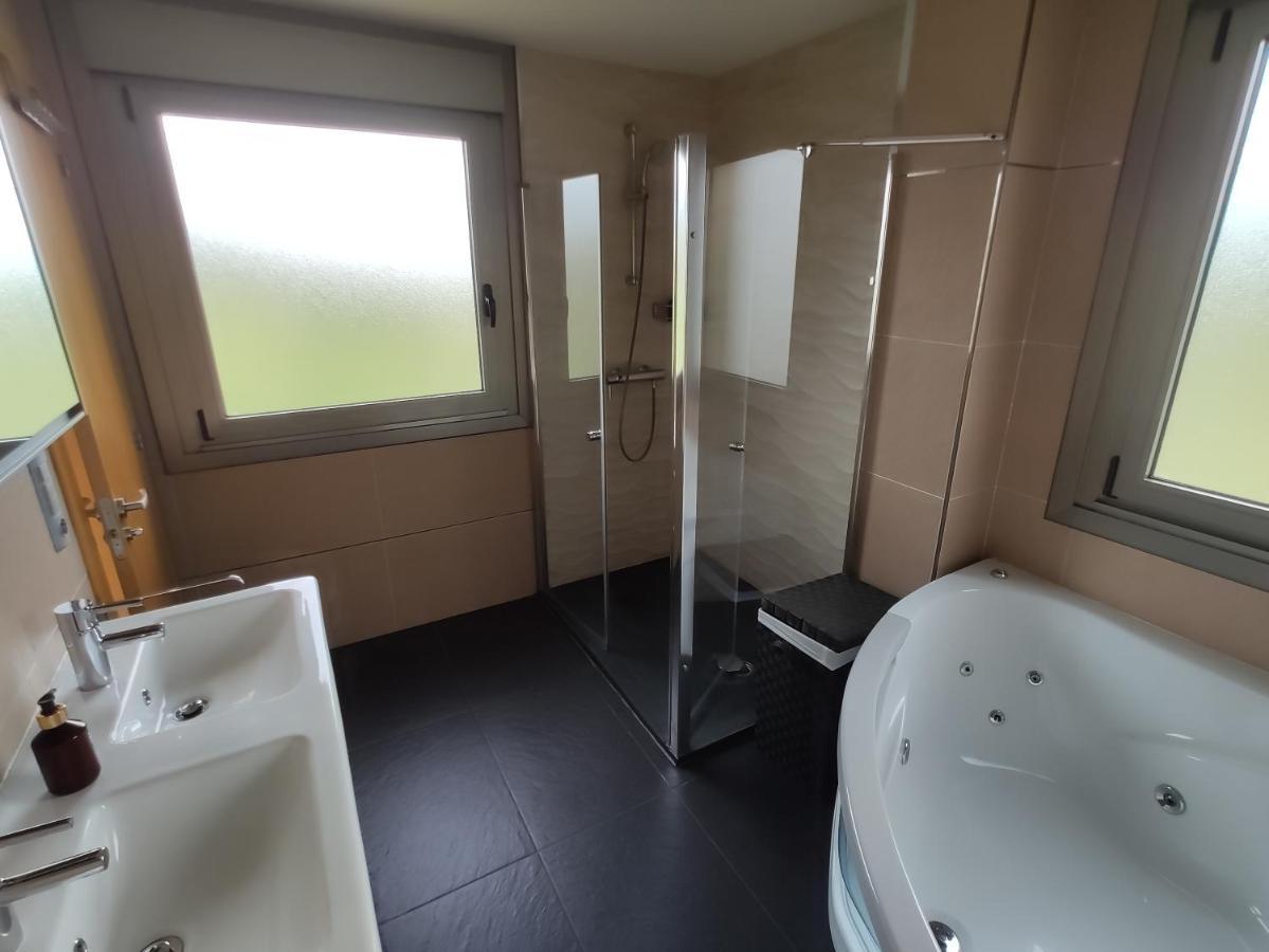 Sanxenxo Casa Rial 47 Con Piscina Climatizada Villa Bagian luar foto